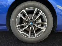 Gebraucht BMW 220 Active Tourer M Sport 170 PS (125 kW) 2025 Portimao blau Van / Kleinbus