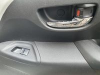 Gebraucht Toyota Aygo 69 PS (50 kW) 2017 Weiß Kleinwagen