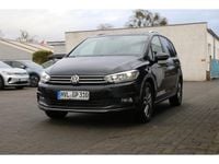 Używany VW Touran Active 150 KM (110 kW) 2022 Czarny Minivan