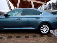 Gebraucht Skoda Superb 150 PS (110 kW) 2016 Grau Limousine