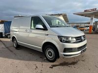 Gebraucht VW Transporter 150 PS (110 kW) 2018 Silber Van