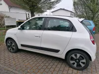 Second-hand Renault Twingo 90 CP (66 kW) 2015 Alb Hatchback