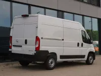 Neu Opel Movano 140 PS (102 kW) 2025 Weiß Van