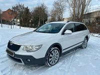 Gebraucht Skoda Superb 170 PS (125 kW) 2012 Weiß Kombi