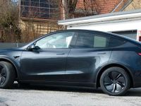 Neu Tesla Model Y Performance 378 kW (514 PS) 2026 Schwarz SUV
