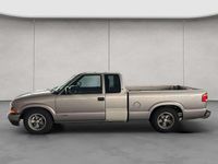 Gebraucht Chevrolet S10 LS 122 PS (89 kW) 2003 Gelb Pickup