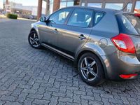 Gebraucht Kia Ceed 120 PS (88 kW) 2010 Grau Kleinwagen