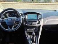 Gebraucht Ford Focus Cool & Connect 101 PS (74 kW) 2018 Schwarz Kombi