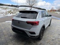 Second-hand VW T-Roc 190 CP (139 kW) 2019 Alb SUV