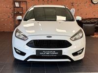 Gebraucht Ford Focus ST-Line 140 PS (102 kW) 2018 Weiß Limousine