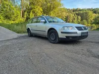 Gebraucht VW Passat 131 PS (96 kW) 2004 Silber Kombi