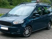 Gebraucht Ford Tourneo Courier 101 PS (74 kW) 2015 Blau Van / Kleinbus