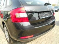 Gebraucht Skoda Rapid Ambition 105 PS (77 kW) 2014 Schwarz metallic Limousine