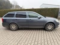 Gebraucht Skoda Octavia 122 PS (89 kW) 2009 Grau Kombi