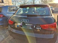 Gebraucht Audi A1 Attraction 86 PS (63 kW) 2011 Schwarz Kleinwagen