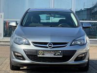 Gebraucht Opel Astra Selection 101 PS (74 kW) 2013 Silber Limousine