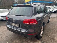 Gebraucht VW Touareg 204 PS (150 kW) 2012 Grau SUV