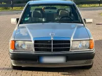Gebraucht Mercedes 190 122 PS (89 kW) 2026 Silber Limousine