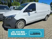 Gebraucht Mercedes Vito 163 PS (119 kW) 2024 Arktikweiss Van