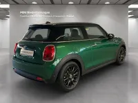 Gebraucht Mini Cooper SE 135 kW (184 PS) 2023 Grün Kleinwagen