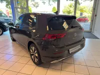 Gebraucht VW Golf VIII Move 110 PS (80 kW) 2024 Grau Kleinwagen