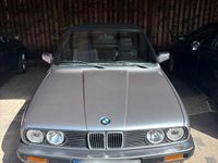 Gebraucht BMW 318 Cabriolet 113 PS (83 kW) 1991 Grau Cabrio