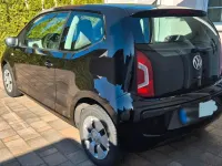 Używany VW up! move up! 60 KM (44 kW) 2012 Czarny Hatchback