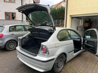 Gebraucht BMW 316 116 PS (85 kW) 2002 Silber Coupé