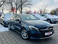 Gebraucht Mercedes A200 156 PS (114 kW) 2017 Blau Limousine