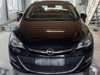 Gebraucht Opel Astra 165 PS (121 kW) 2012 Schwarz Kombi