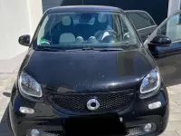 Używany Smart ForFour Passion 71 KM (52 kW) 2016 Czarny Hatchback