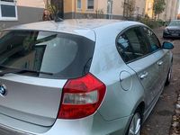 Gebraucht BMW 118 129 PS (94 kW) 2005 Silber Kleinwagen