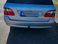 Gebraucht Mercedes E240 177 PS (130 kW) 2003 Silber Kombi