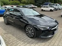 Gebraucht Mercedes CLA200 Shooting Brake 150 PS (110 kW) 2023 Schwarz Kombi