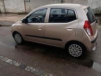 Gebraucht Hyundai i10 65 PS (47 kW) 2010 Grau Kleinwagen