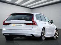 Gebraucht Volvo V90 349 PS (256 kW) 2025 Weiß Kombi
