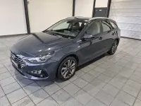 Gebraucht Hyundai i30 Trend 160 PS (117 kW) 2023 Blau Kombi