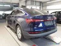 Gebraucht Audi e-tron Sportback Sport 300 kW (408 PS) 2021 Navarrablau metallic SUV