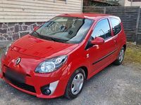 Gebraucht Renault Twingo 76 PS (55 kW) 2009 Rot Kleinwagen