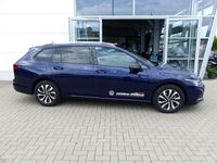 Gebraucht VW Golf VIII Active 131 PS (96 kW) 2023 Blau Kombi