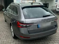 Gebraucht Skoda Superb 200 PS (147 kW) 2022 Grau Kombi