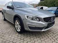 Gebraucht Volvo V60 CC 150 PS (110 kW) 2016 Silber Kombi
