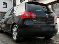 Gebraucht VW Golf V 122 PS (89 kW) 2008 Schwarz Kleinwagen