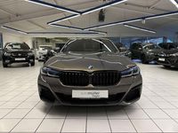 Gebraucht BMW M550 Performance 530 PS (389 kW) 2022 Grau Limousine
