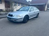 Gebraucht Skoda Octavia 101 PS (74 kW) 2001 Grau Limousine