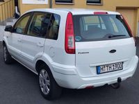 Gebraucht Ford Fusion Ambiente 80 PS (58 kW) 2012 Weiß Limousine