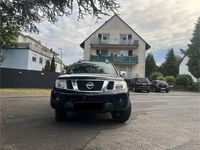 Second-hand Nissan Navara 231 CP (169 kW) 2011 Negru Pickup