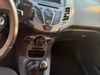 Gebraucht Ford Fiesta SYNC Edition 60 PS (44 kW) 2015 Weiß Kleinwagen