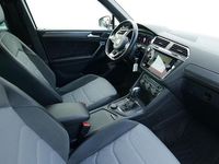 Gebraucht VW Tiguan Highline 150 PS (110 kW) 2020 Oryxwhite perlmutteffekt SUV