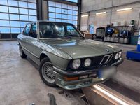 Second-hand BMW 518 1984 Verde Berlinǎ
